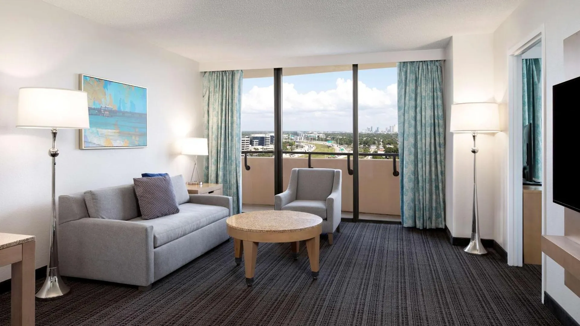 Embassy Suites By Hilton Tampa Airport Westshore 3*,