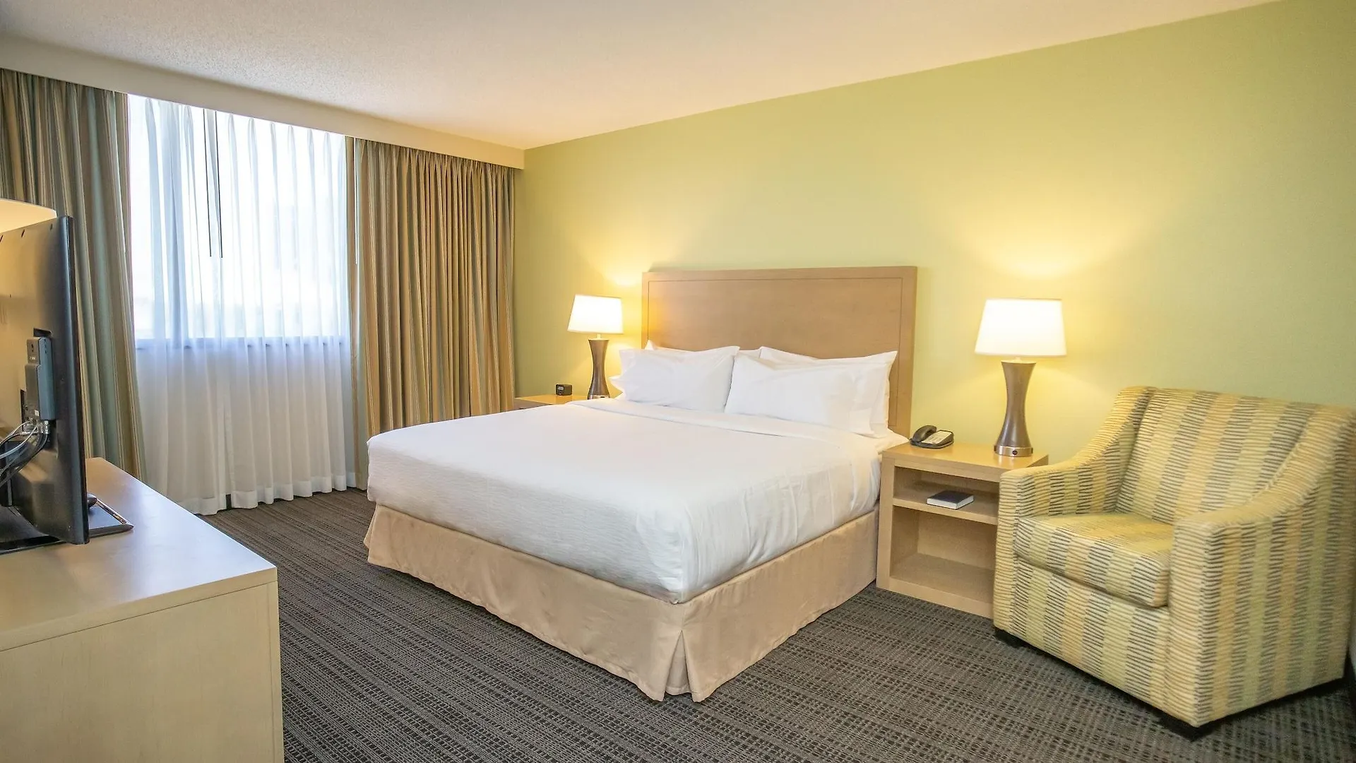 Embassy Suites By Hilton Tampa Airport Westshore