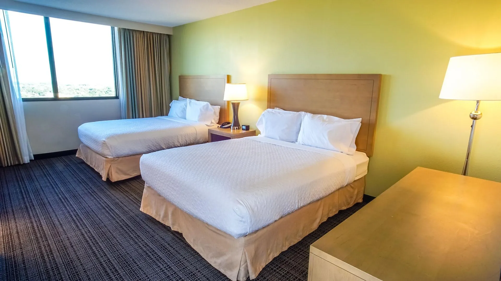 Embassy Suites By Hilton Tampa Airport Westshore