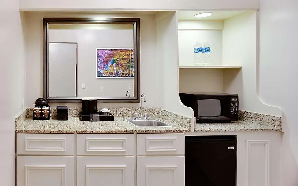 Embassy Suites By Hilton Tampa Airport Westshore