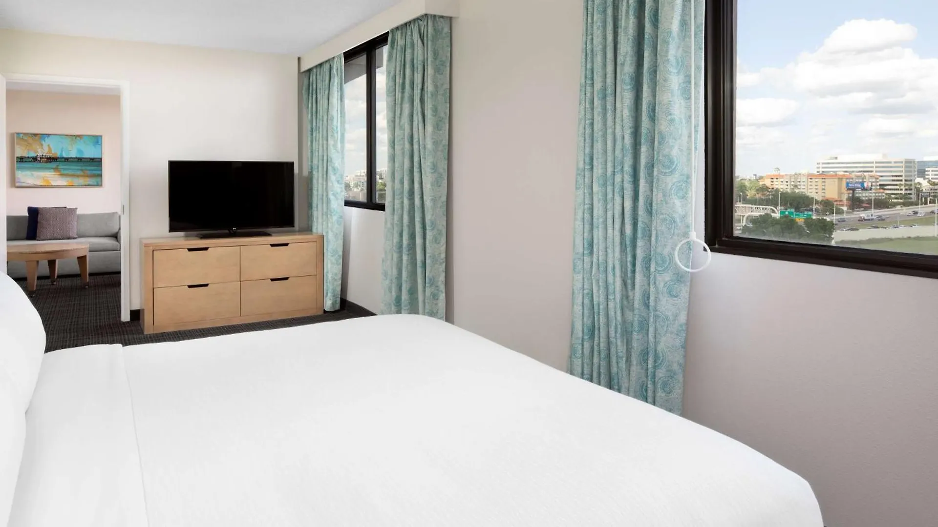 Hotel Embassy Suites By Hilton Tampa Airport Westshore