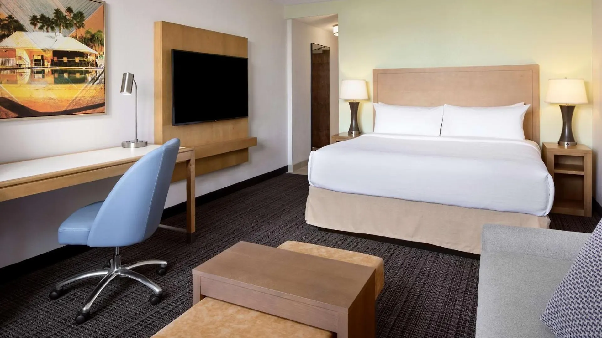 Embassy Suites By Hilton Tampa Airport Westshore Hotel